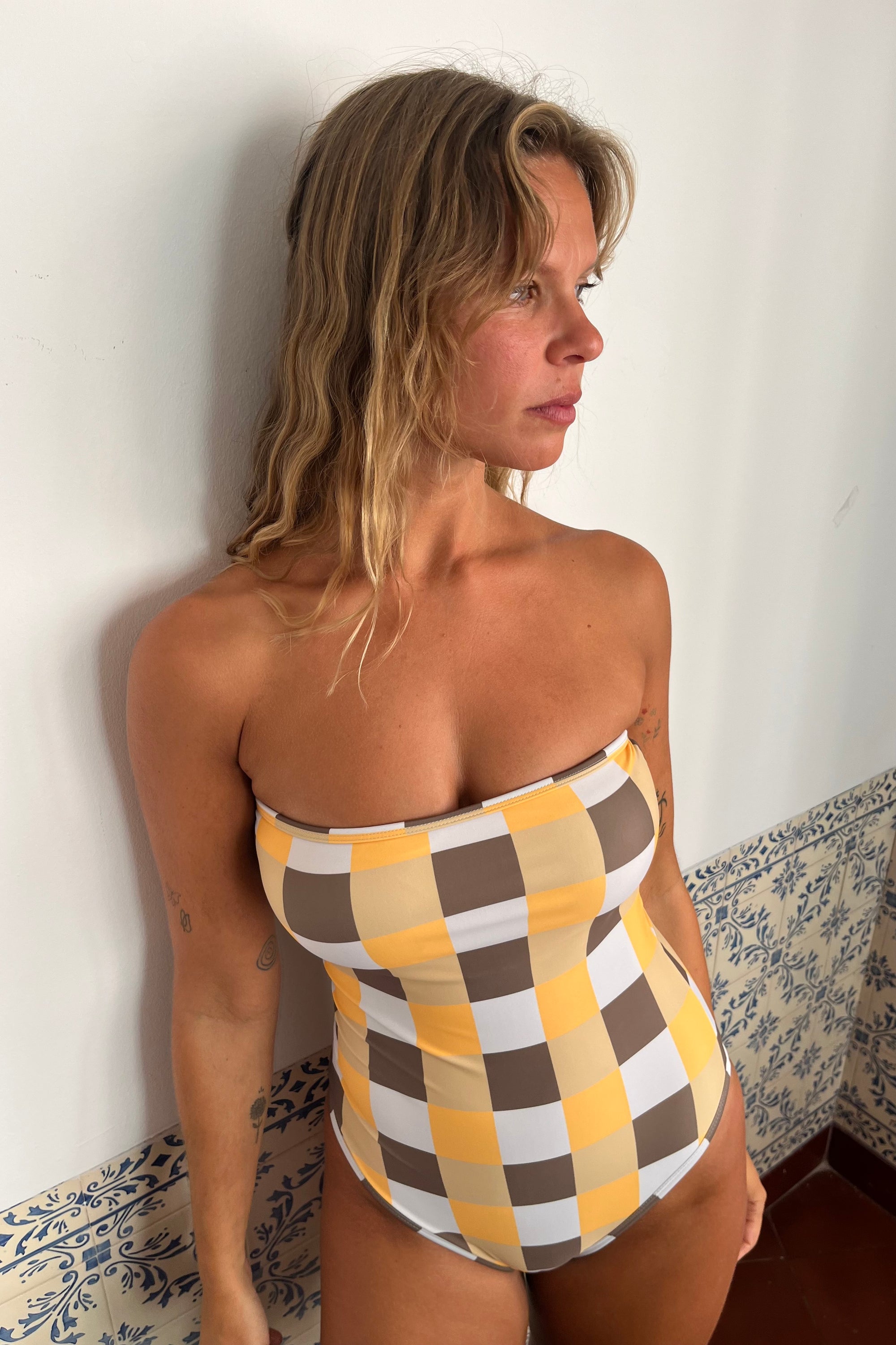 Olivia in squares